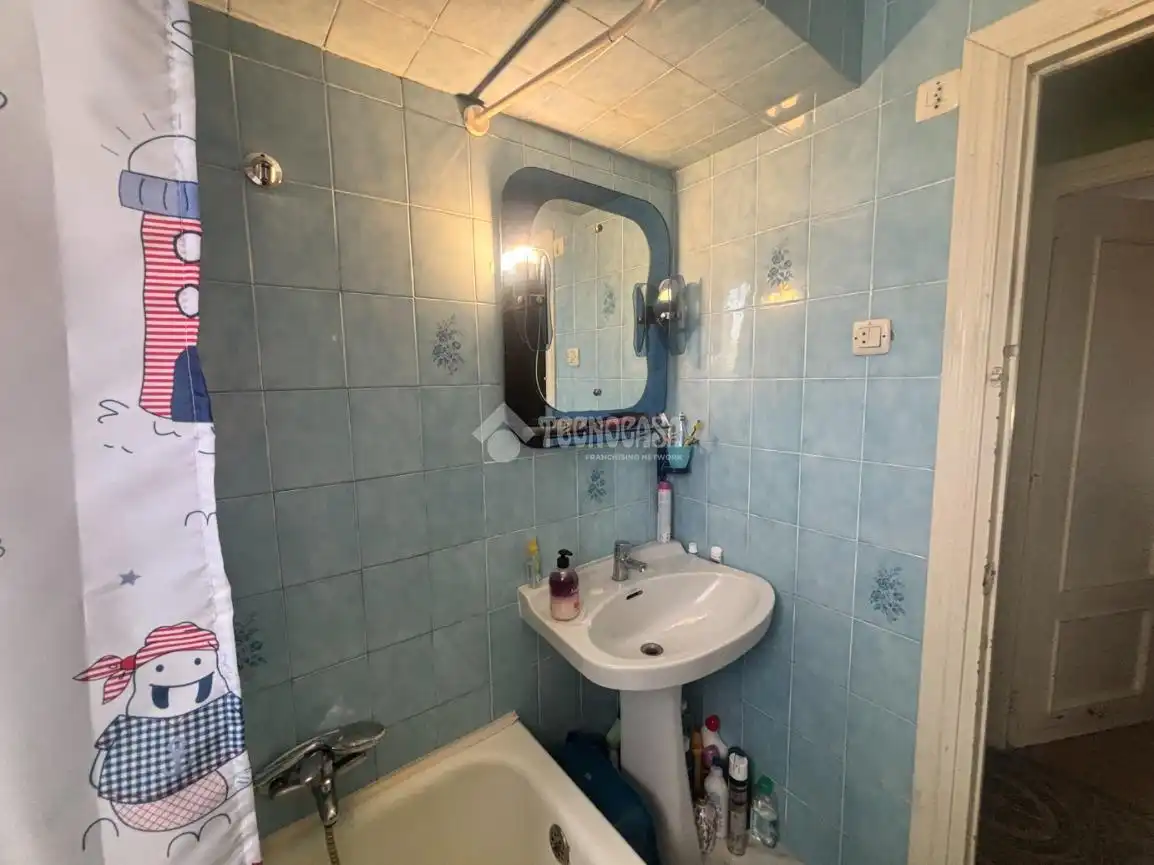 Bathroom of Flat for sale in Alcalá de Henares  with Air Conditioner and Heating