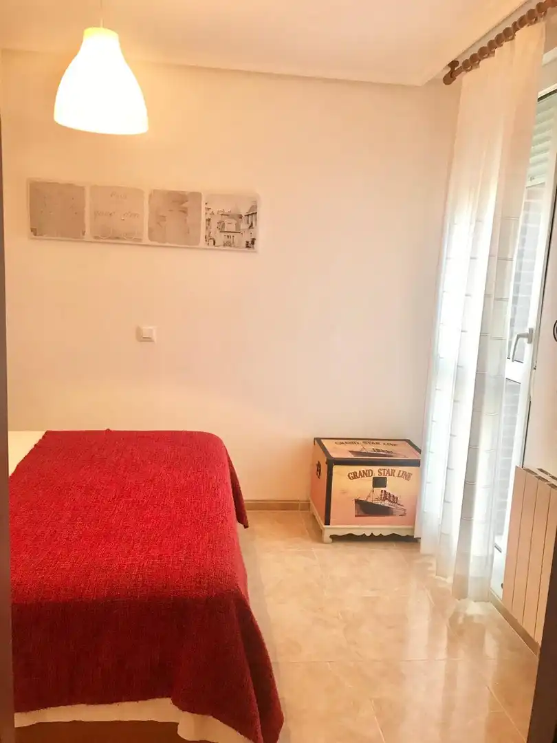Habitación de Piso en venta en Noja con Calefacción, Terraza y Amueblado