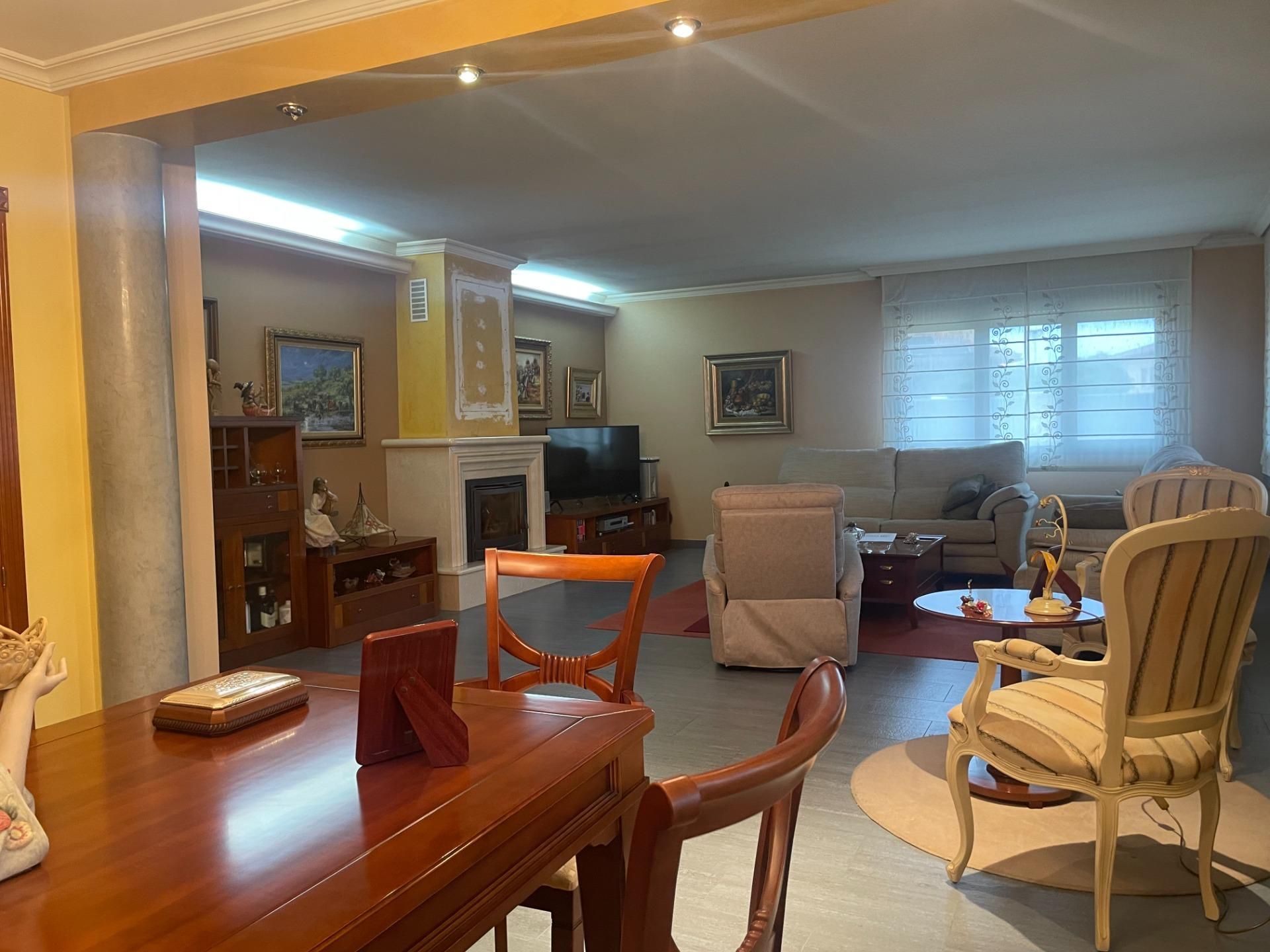 Living room of House or chalet for sale in La Lastrilla   with Heating, Private garden and Terrace