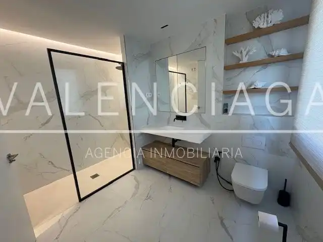 Bathroom of Detached homes for rent in Donostia - San Sebastián   with Heating, Terrace and Swimming Pool