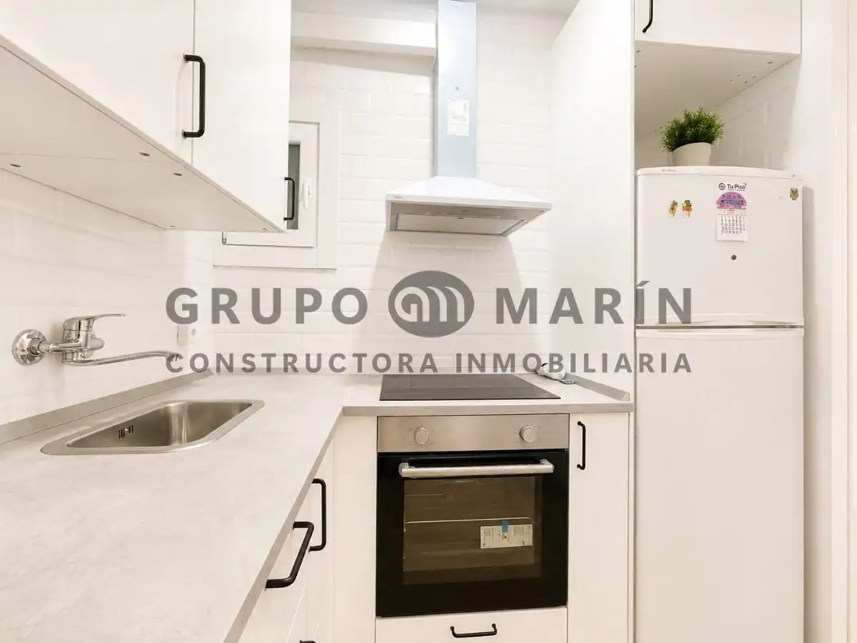 Flat for sale in Calle Santa Engracia, imagen 6