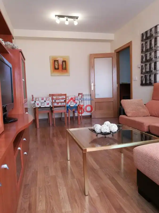 Sala de estar de Apartamento en venta en Miranda de Ebro con Calefacción y Trastero