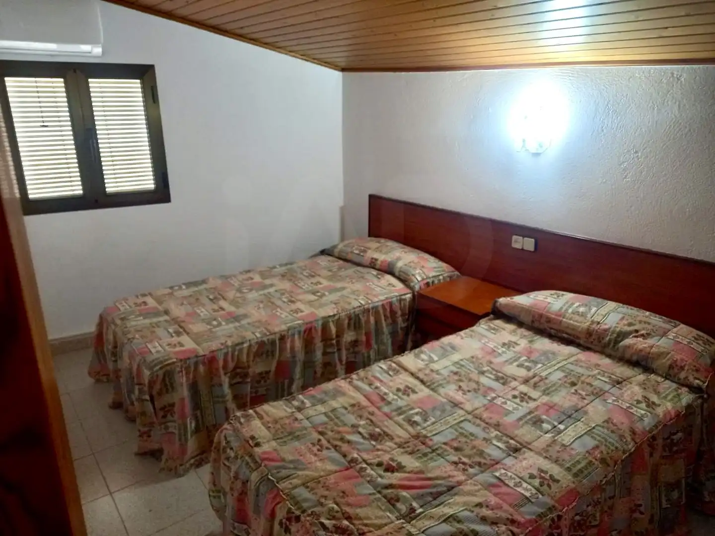 Schlafzimmer von Country house zum Verkauf in Castigaleu mit Klimaanlage und Heizung