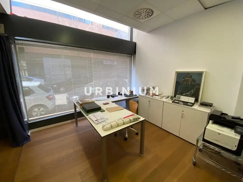 Business premises for sale in La Devesa, imagen 2