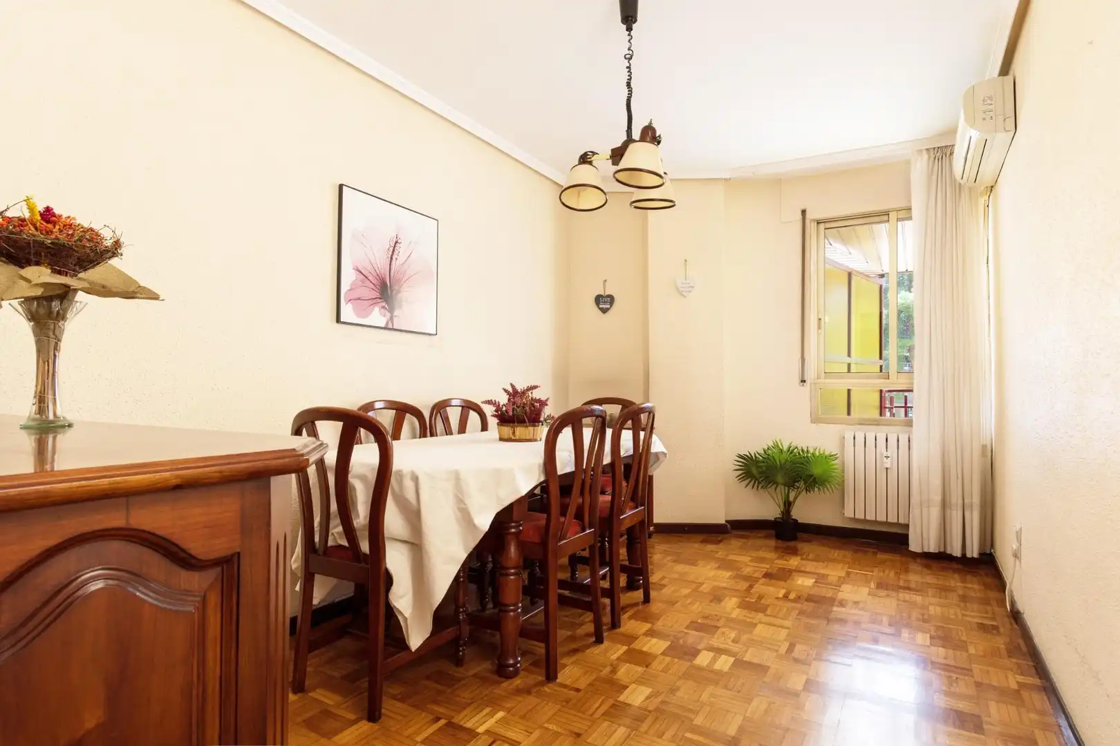 Piso en venta en Avenida ALIERTA, CESAREO, 42, Parque Miraflores