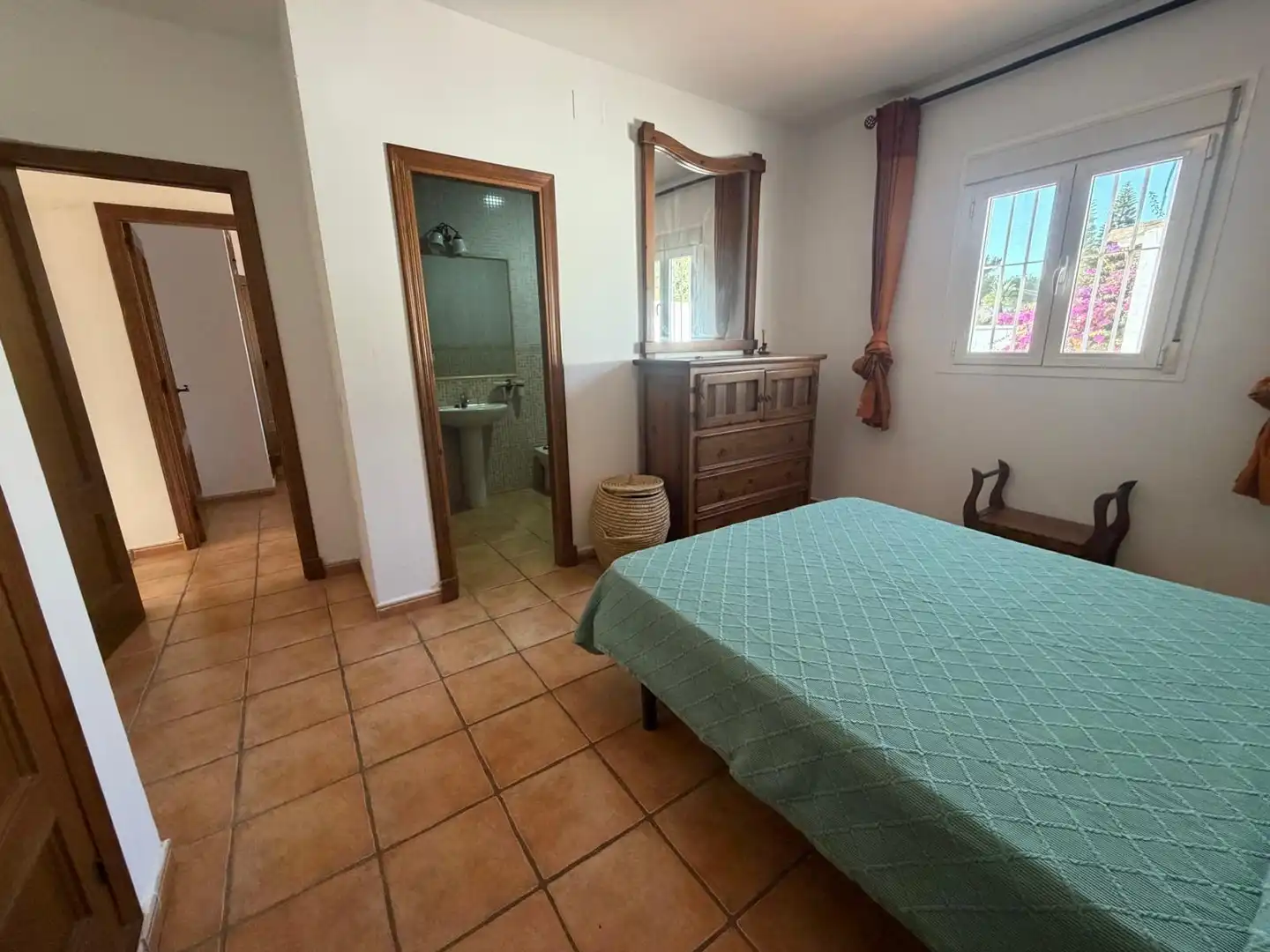 Habitación de Casa o chalet en venta en Chiclana de la Frontera con Jardín privado, Terraza y Trastero