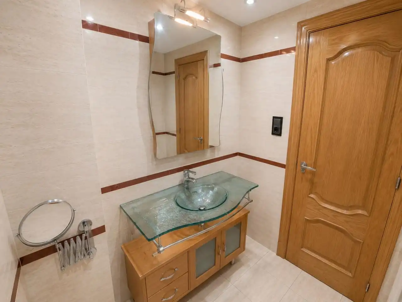 Badezimmer von Wohnung zum Verkauf in Zaragoza mit Klimaanlage, Heizung und Parkett