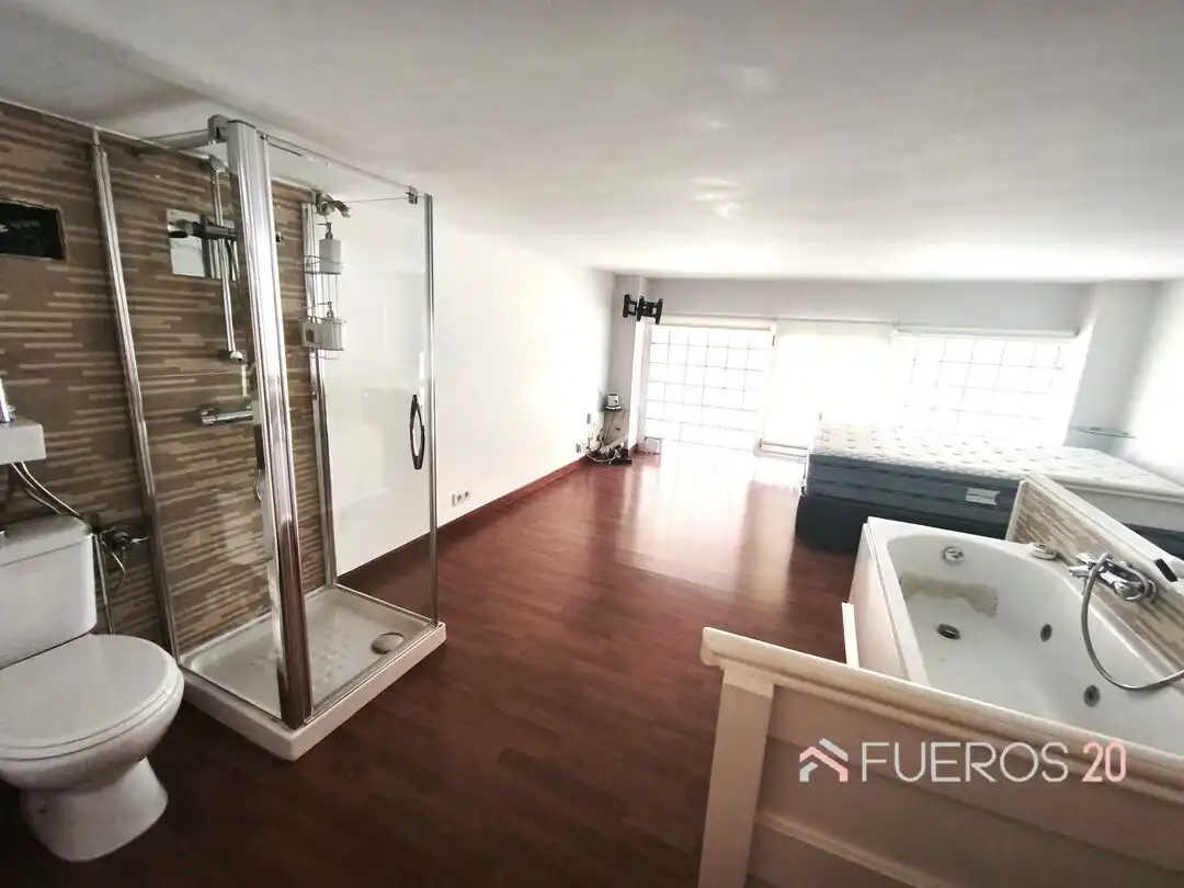 Sala de estar de Piso en venta en Barakaldo  con Calefacción y Amueblado