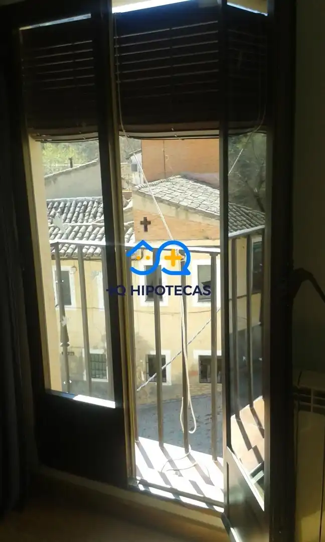 Flat for sale in Toledo  with Air Conditioner, Furnished and Balcony