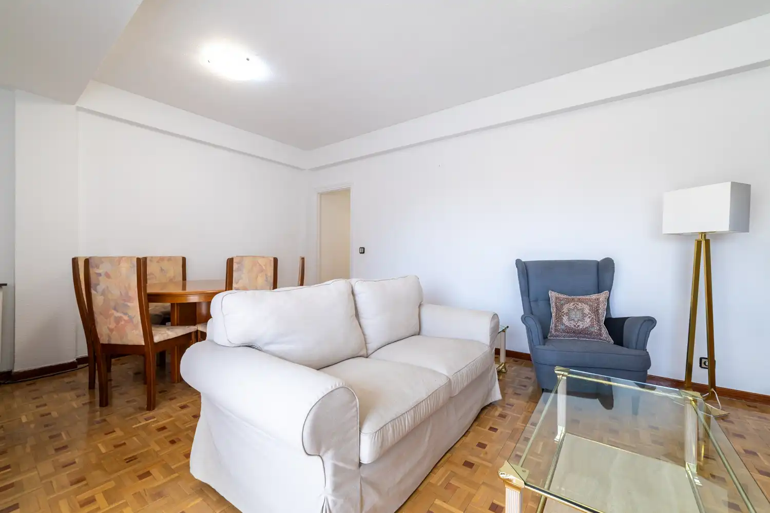 Wohnung zur Miete in Calle de Toledo, Acacias