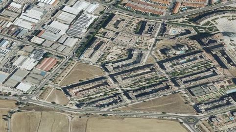 Foto 3 de Piso en venta en Calle Unicornio, Sur - PAU 4, Móstoles