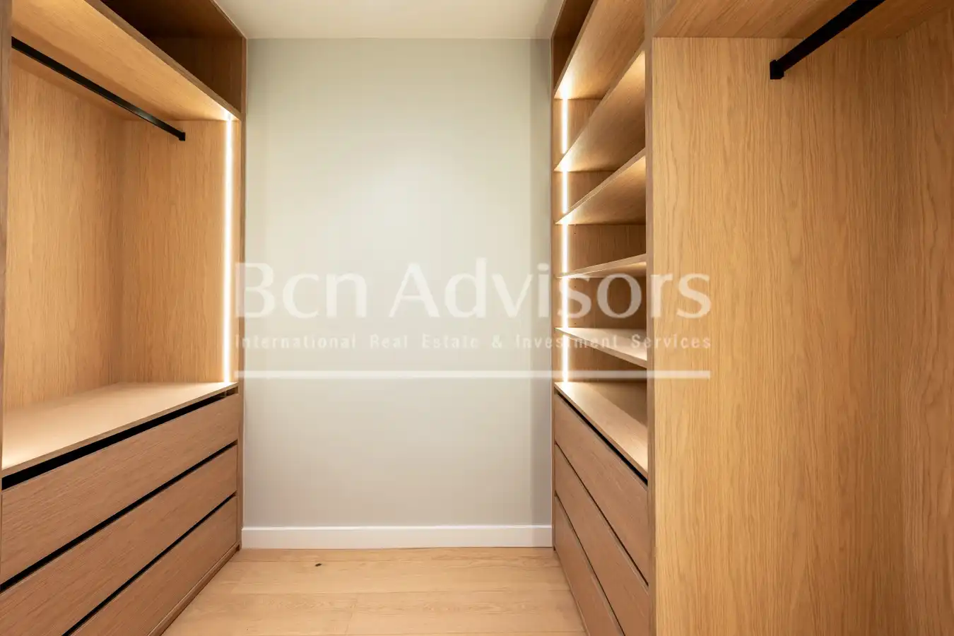 Piso con terraza en venta en Carrer de Bergara, imagen 25