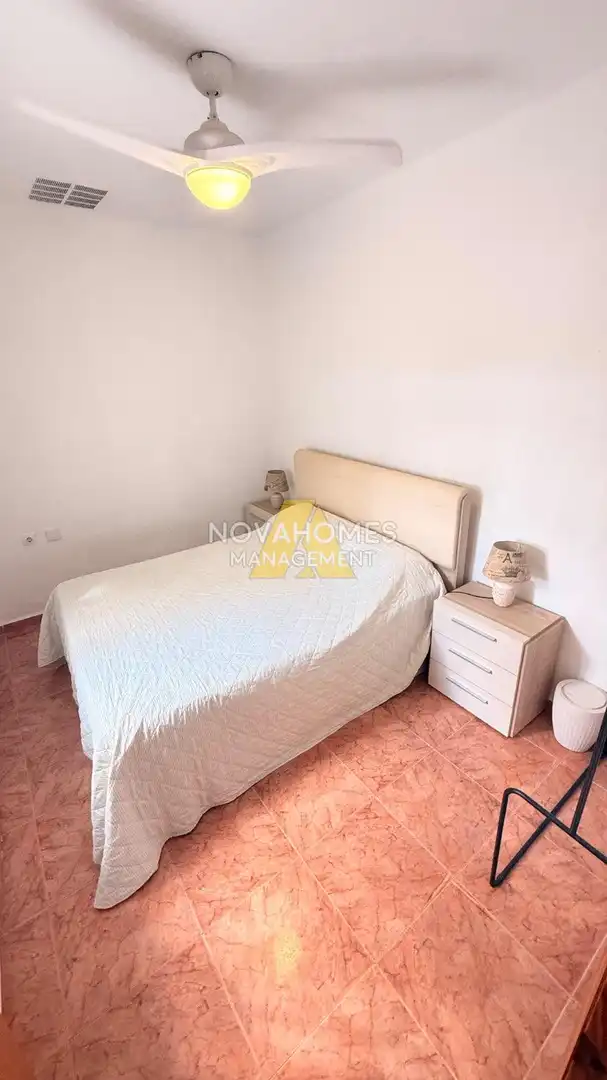 Dormitori de Casa o xalet en venda en Cartagena amb Aire condicionat, Terrassa i Traster