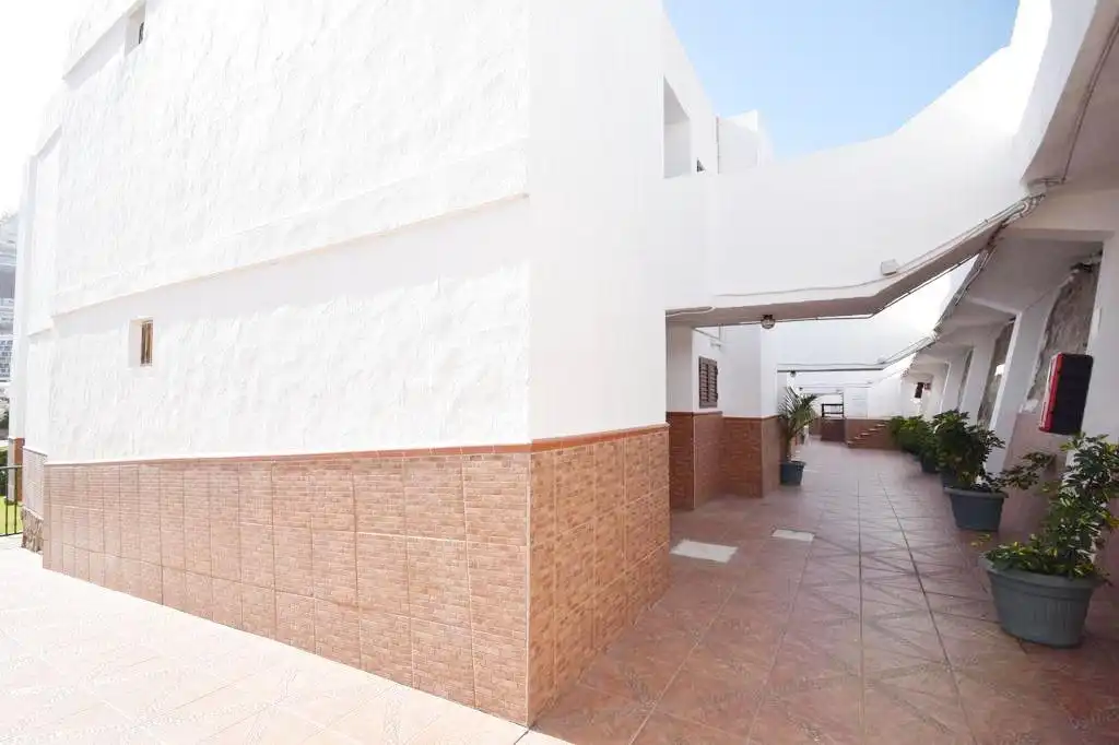 Vista exterior de Apartamento de alquiler en Mogán con Amueblado, Balcón y Piscina comunitaria