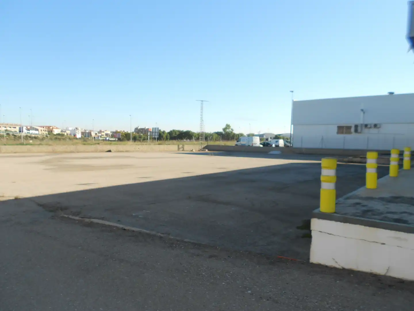 Parking de Nave industrial en venta en Picassent con Calefacción y Alarma