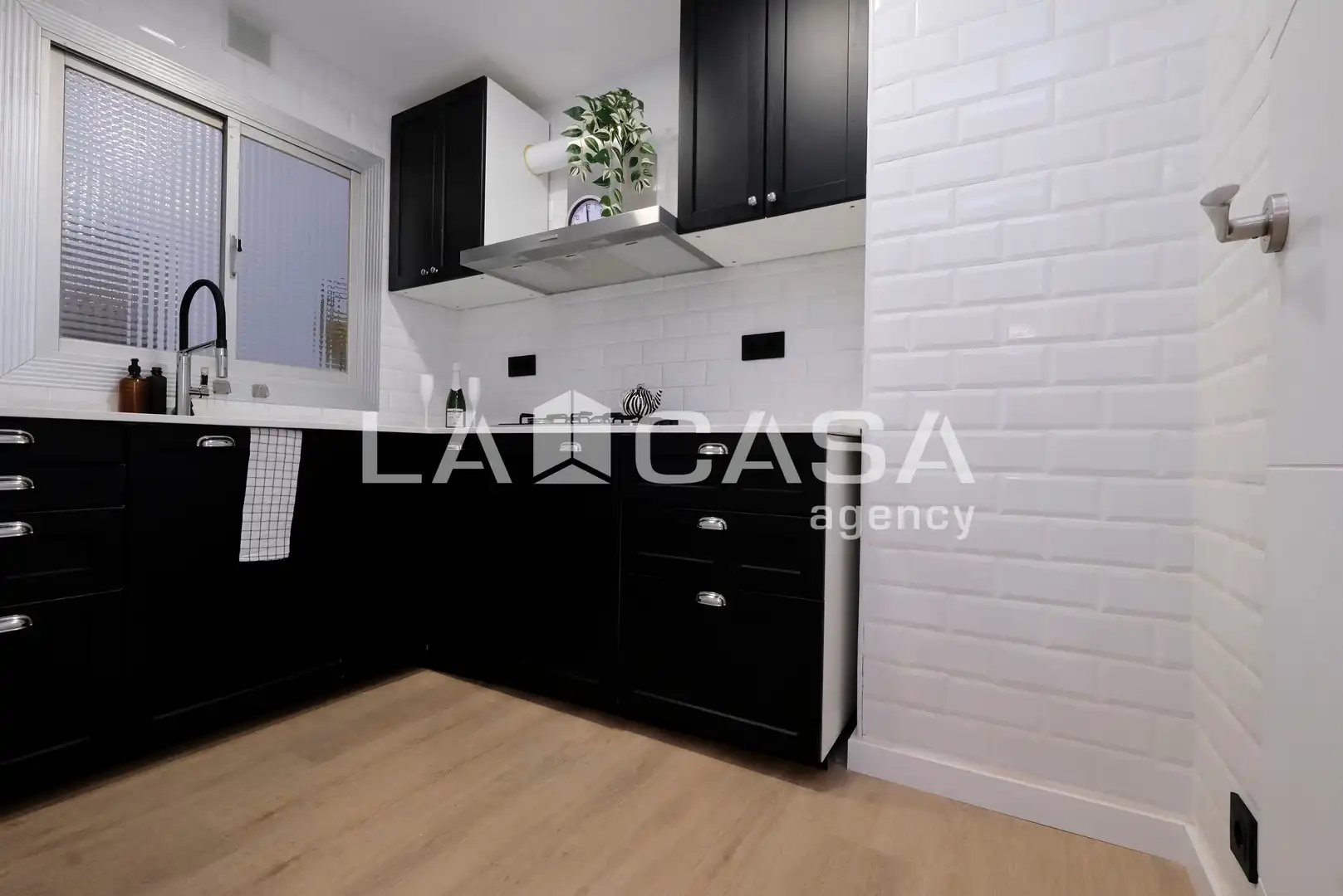 Kitchen of Flat for sale in Barcelona  with Balcony