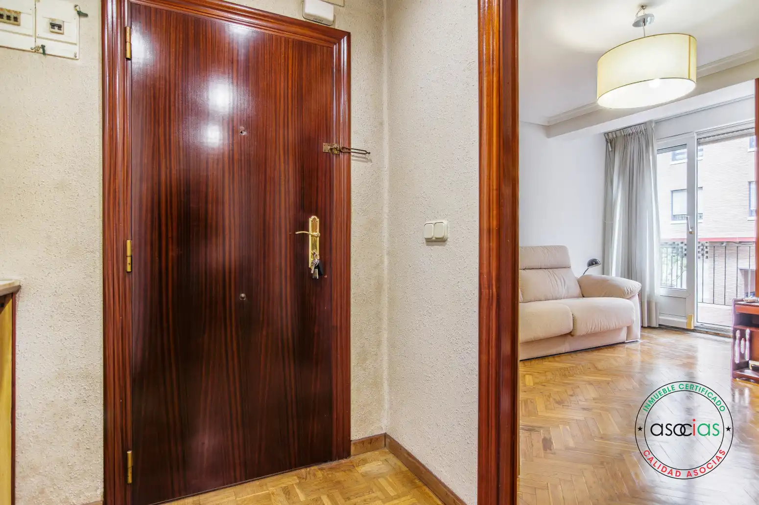 Pis en venda en Oviedo  amb Calefacció, Parquet i Terrassa