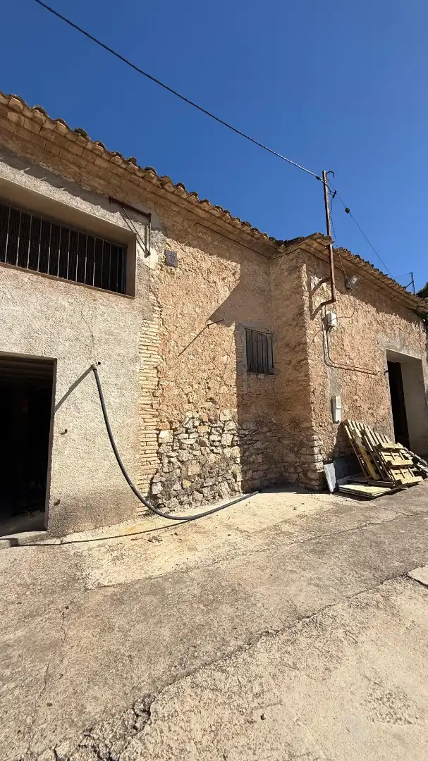 Casa rústica en venta en Pujada de l'Empedrat, imagen 3