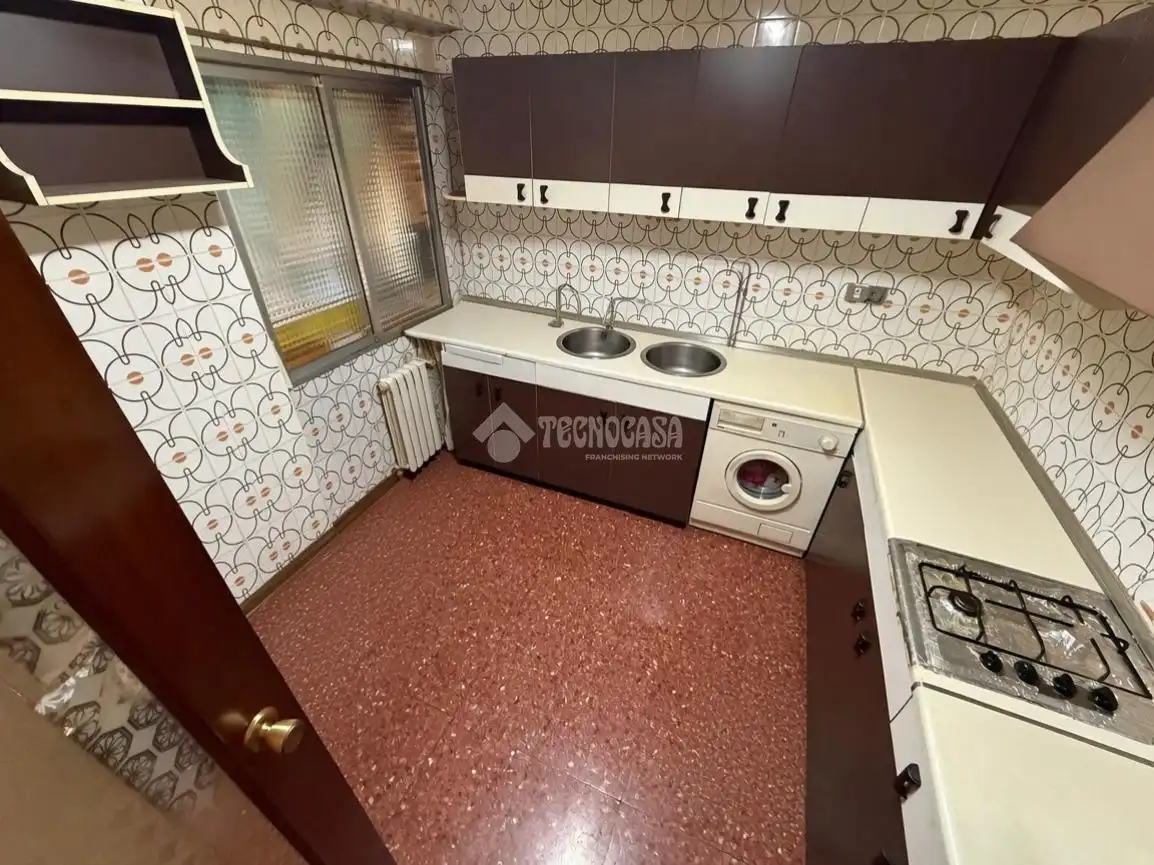 Cocina de Piso en venta en Zaragoza