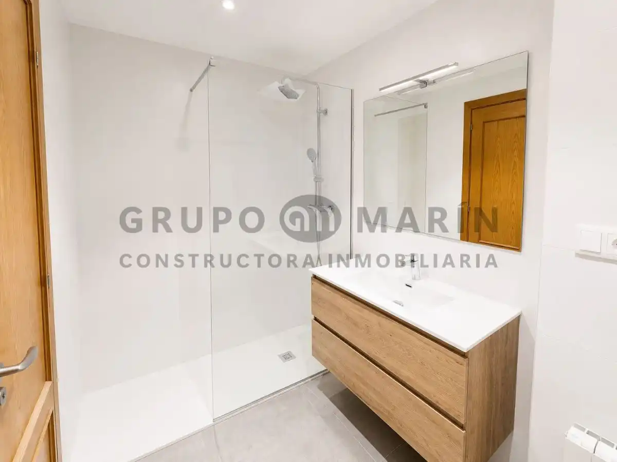 Dúplex con terraza en venta en Carrer del Cogoll, imagen 18