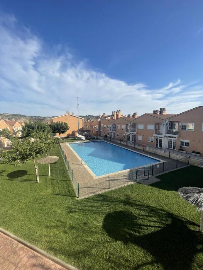 Exterior view of House or chalet for sale in María de Huerva  with Heating, Private garden and Terrace