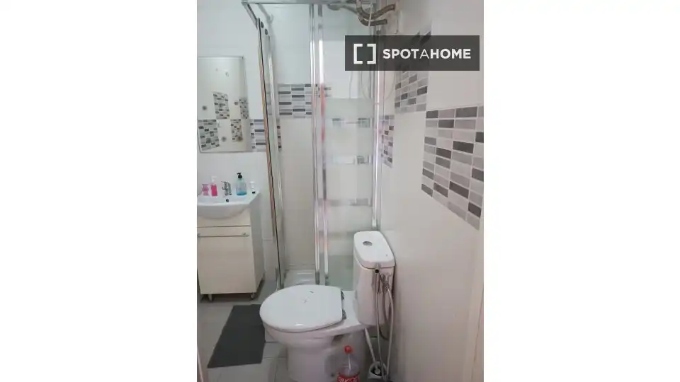 Room in Prosperidad
