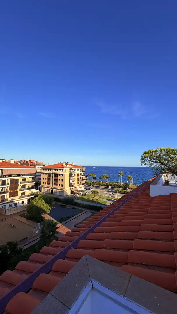 Vista exterior de Piso en venta en Pineda de Mar con Terraza y Balcón
