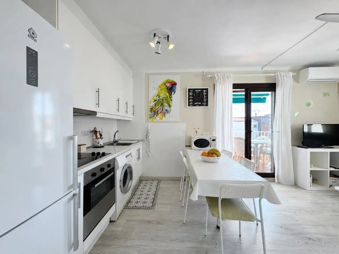 Küche von Wohnungen zum Verkauf in L'Escala mit Klimaanlage, Parkett und Terrasse