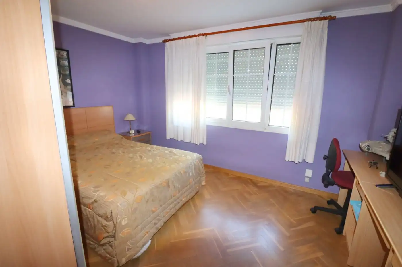 Dormitori de Casa o xalet en venda en Godella amb Calefacció, Jardí privat i Terrassa