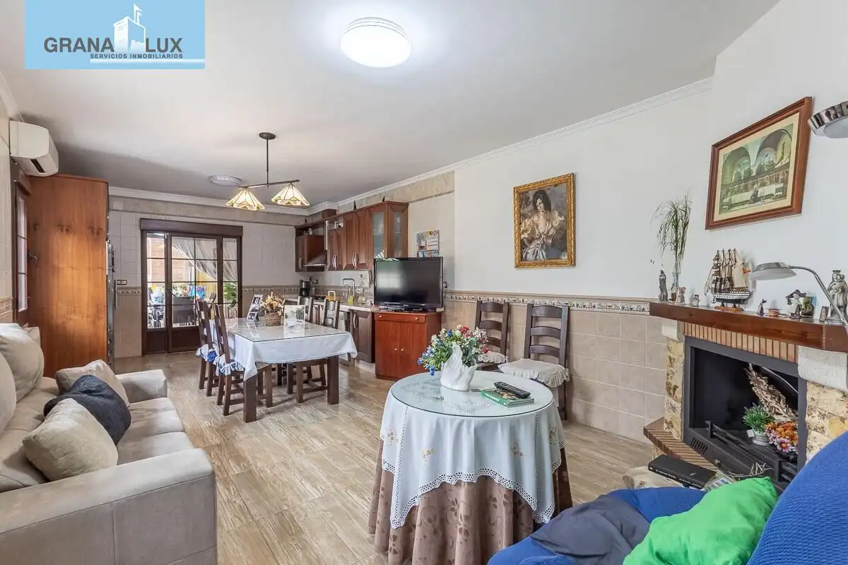Chalet en venta en Calle de la Virgen del Rocío, imagen 28