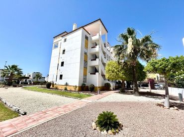 Apartment mit Pool zum Verkauf in Orihuela Costa