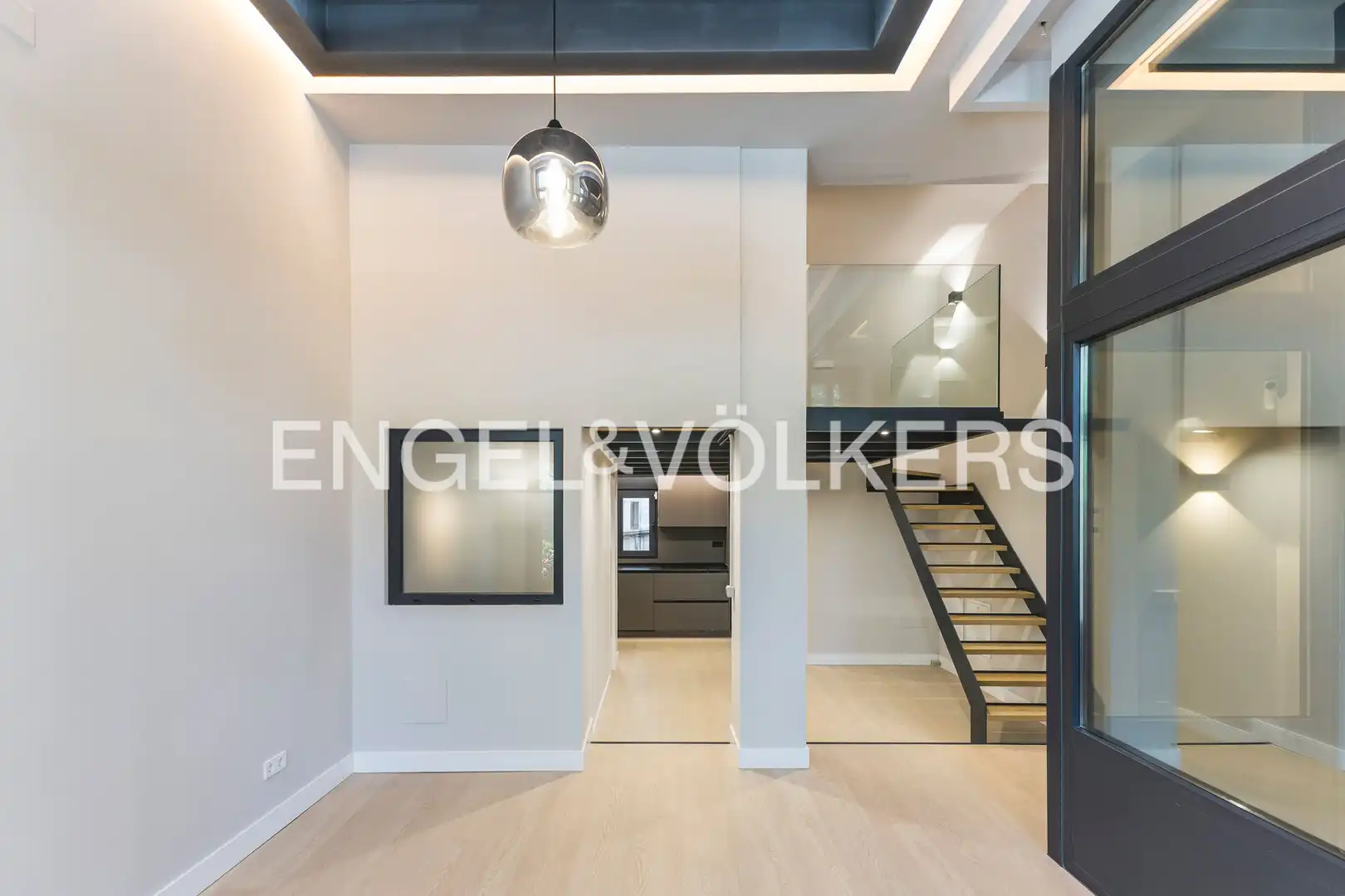 Apartments for rent in Madrid  with Air Conditioner and Heating