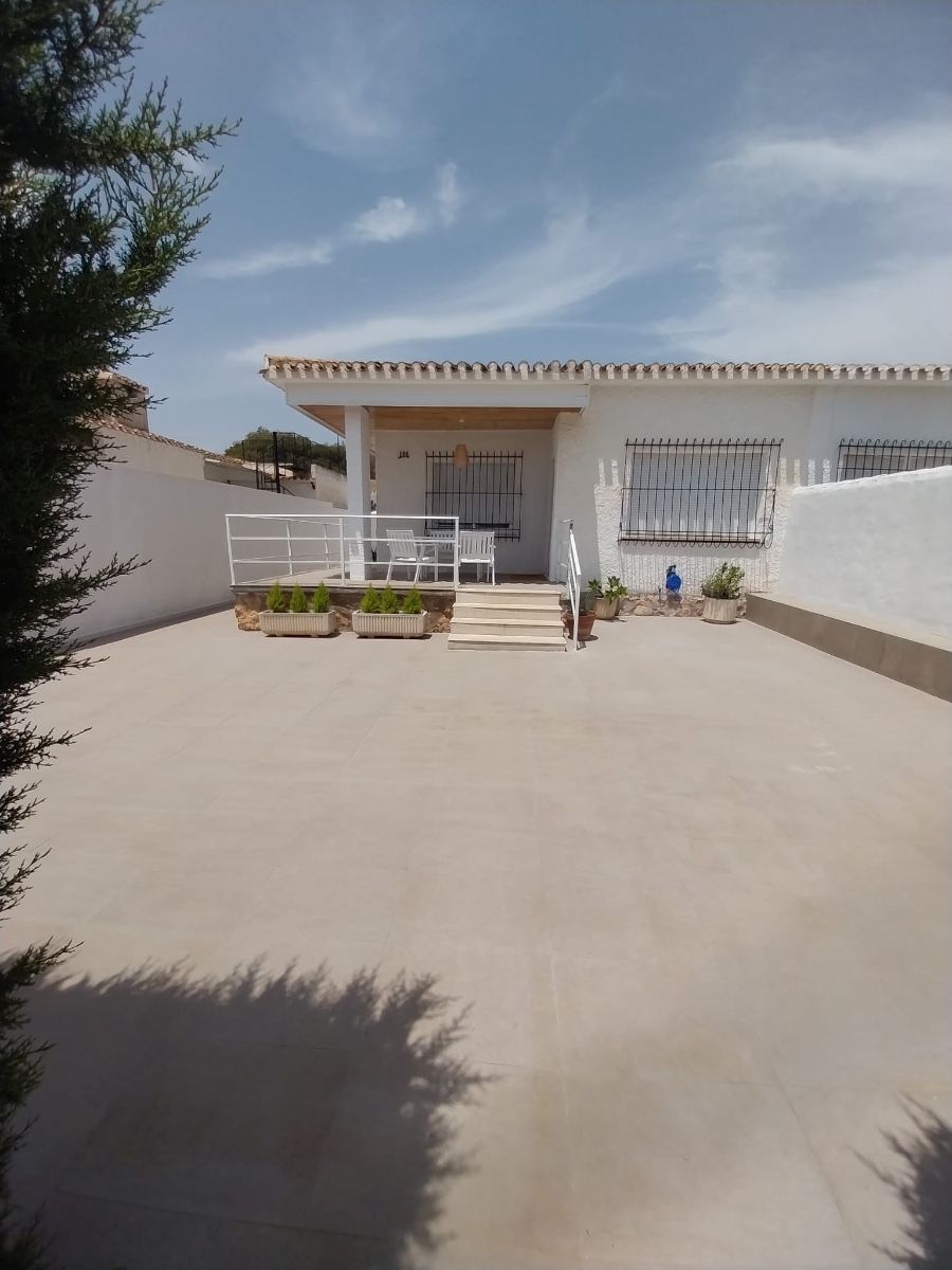 Exterior view of House or chalet to rent in Orihuela  with Storage room, Swimming Pool and Furnished