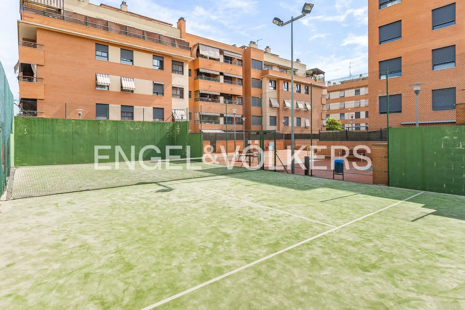 Terraza de Piso en venta en Sabadell con Aire acondicionado, Calefacción y Jardín privado