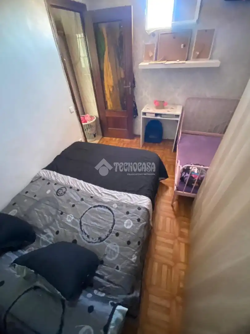Habitación de Piso en venta en Madrid con Aire acondicionado