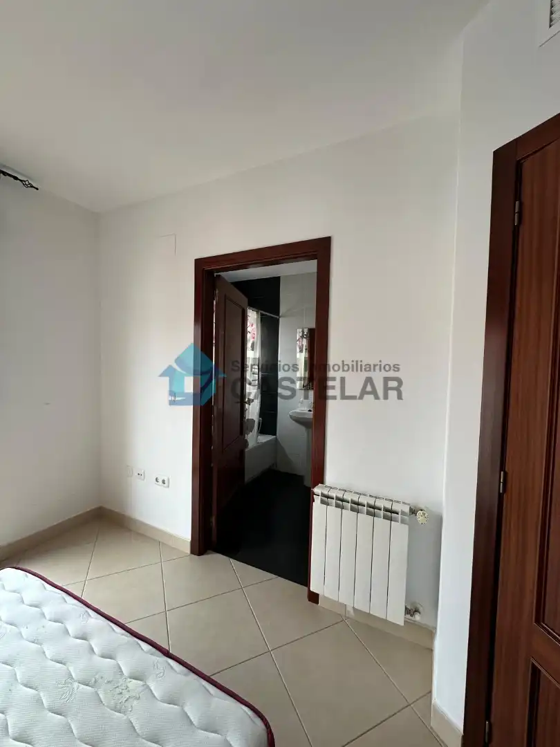 Wohnung zum Verkauf in Oliva de la Frontera mit Möbliert