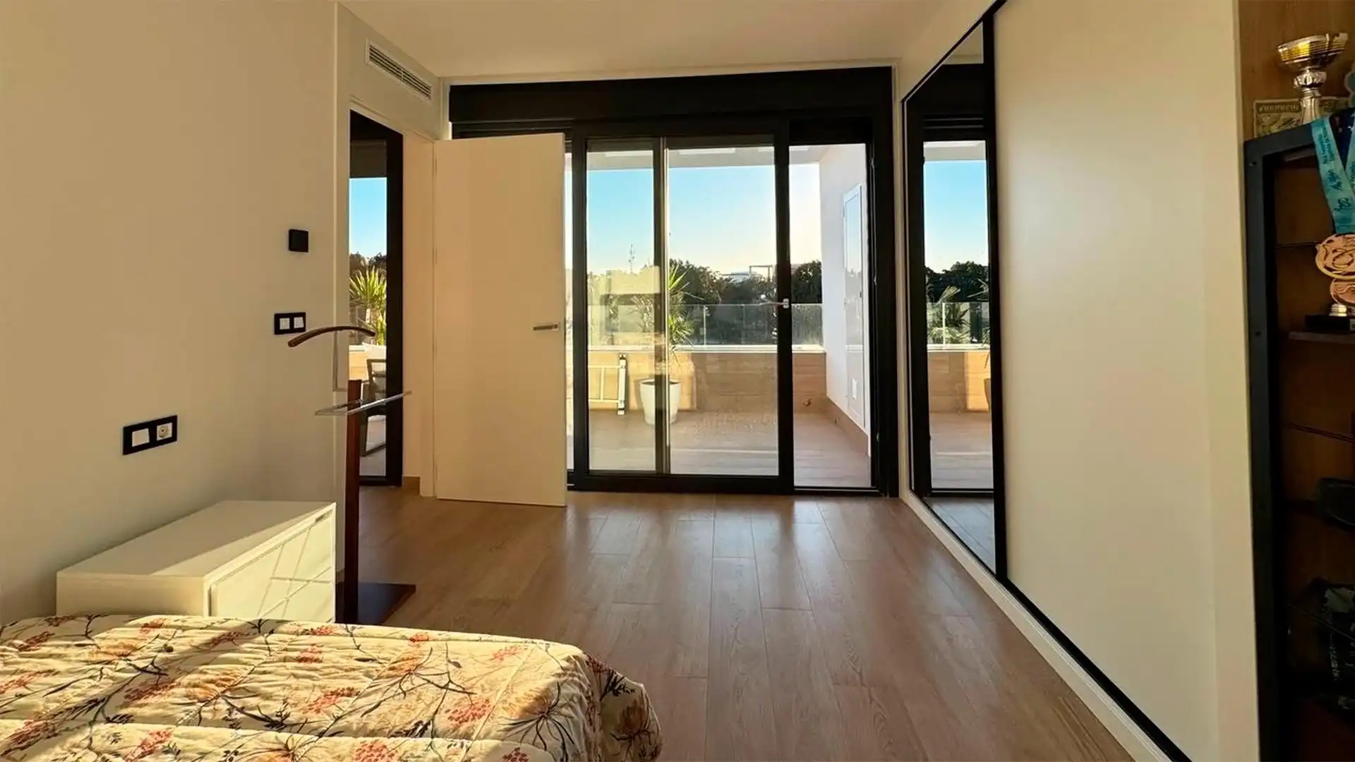 Habitación de Casa o chalet en venta en Rojales con Piscina y Jacuzzi