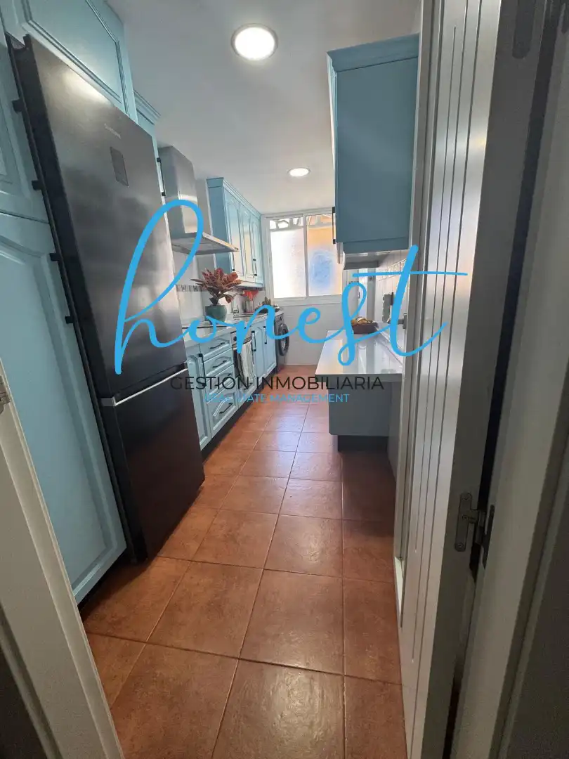 Cocina de Piso en venta en Torremolinos con Aire acondicionado, Terraza y Amueblado