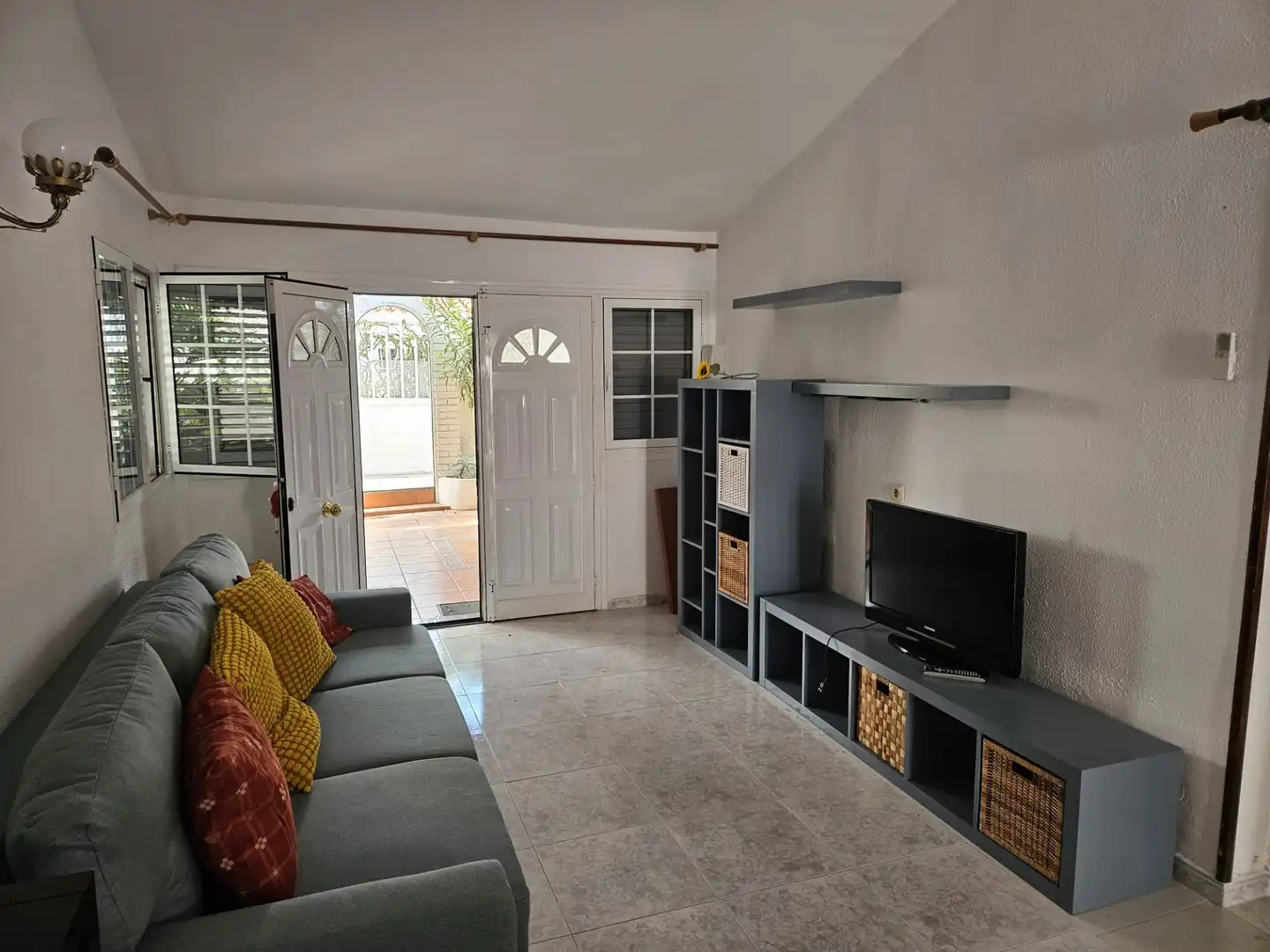 Sala de estar de Casa o chalet en venta en San Bartolomé de Tirajana con Aire acondicionado, Jardín privado y Amueblado