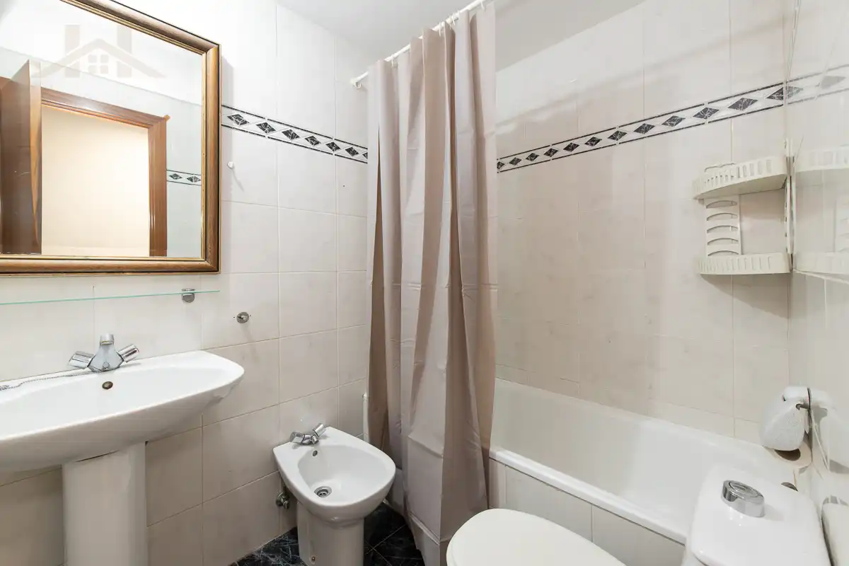 Baño de Piso en venta en San Sebastián de los Reyes con Calefacción y Piscina comunitaria