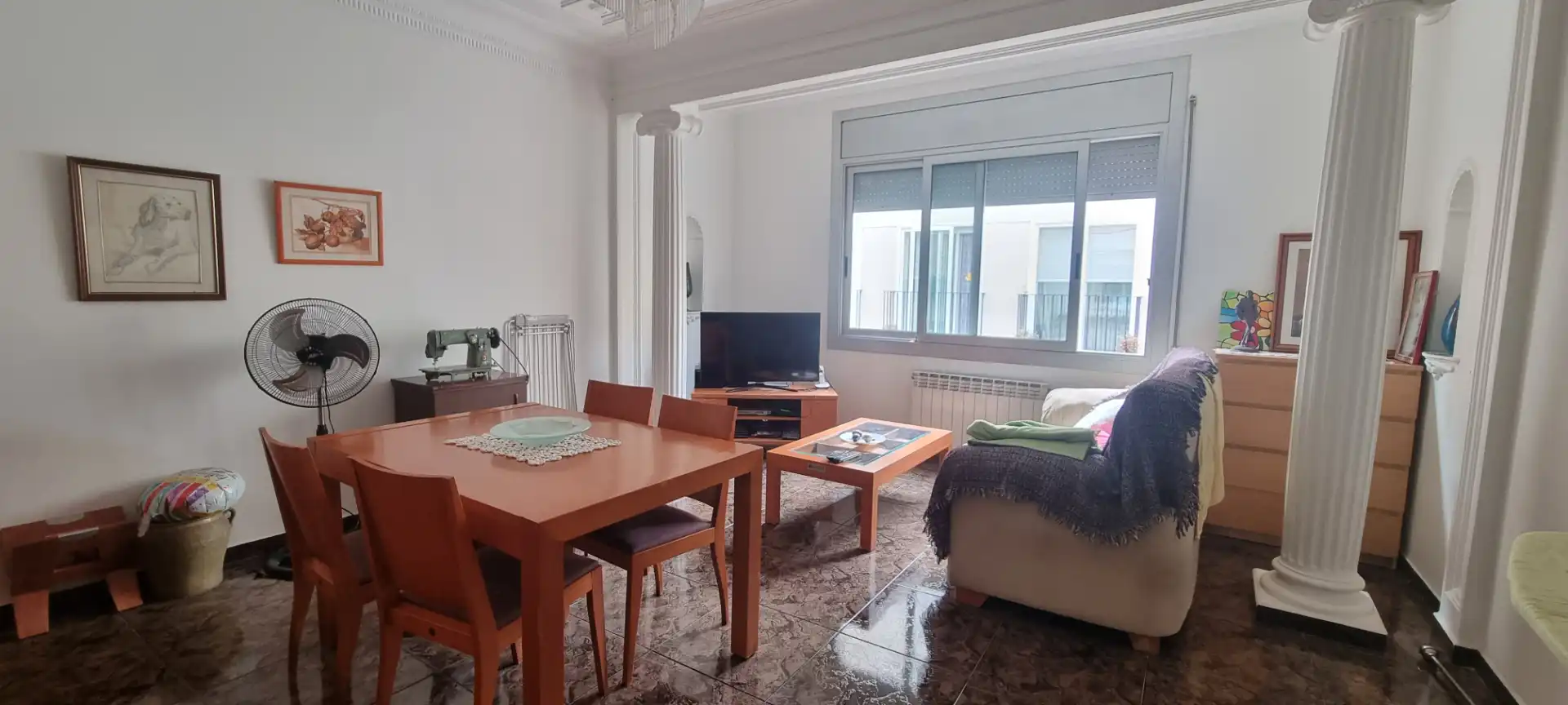 Wohnzimmer von Haus oder Chalet zum Verkauf in Badalona mit Klimaanlage, Heizung und Terrasse