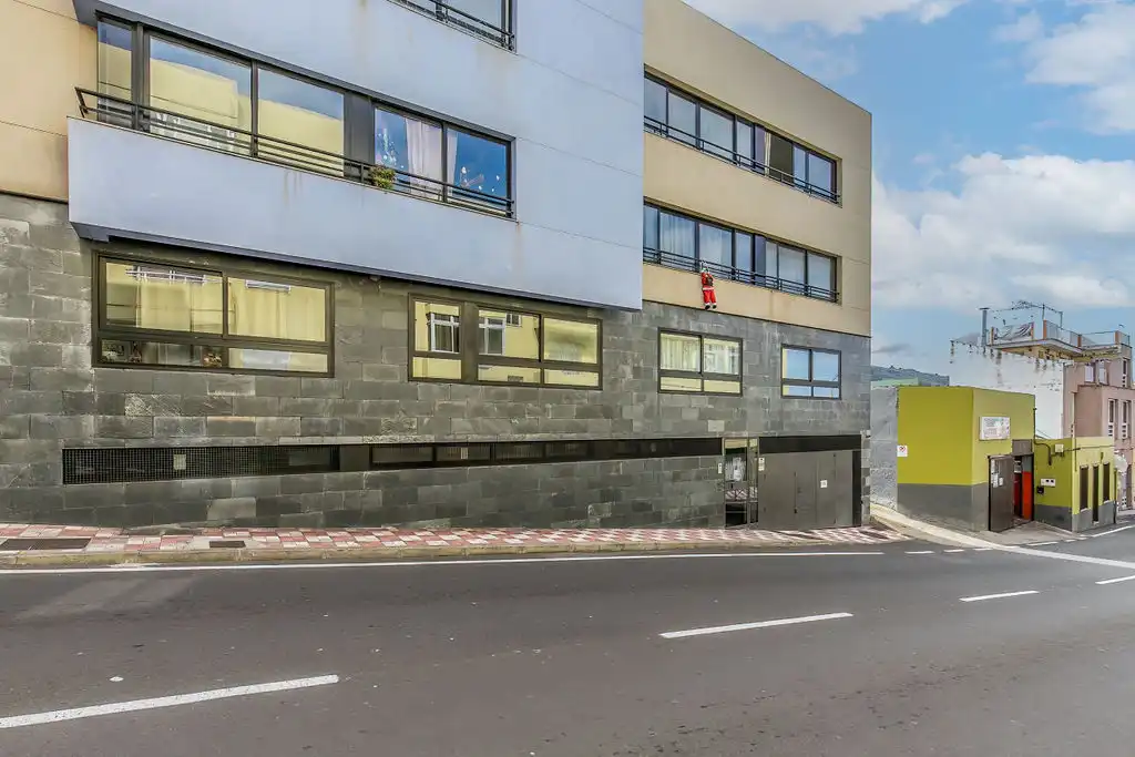 Piso en venta en C/ Fray Cristóbal Oramas , La Vega - El Amparo - Cueva del Viento
