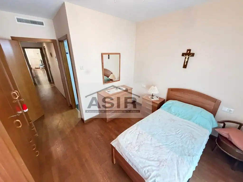 Habitación de Piso de alquiler en Alzira con Aire acondicionado