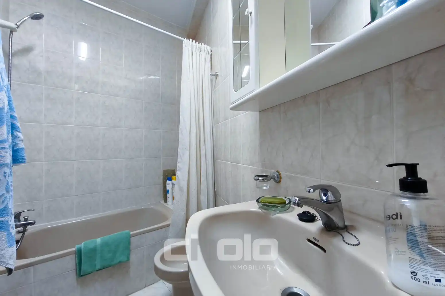 Baño de Piso en venta en Lugo con Calefacción y Amueblado