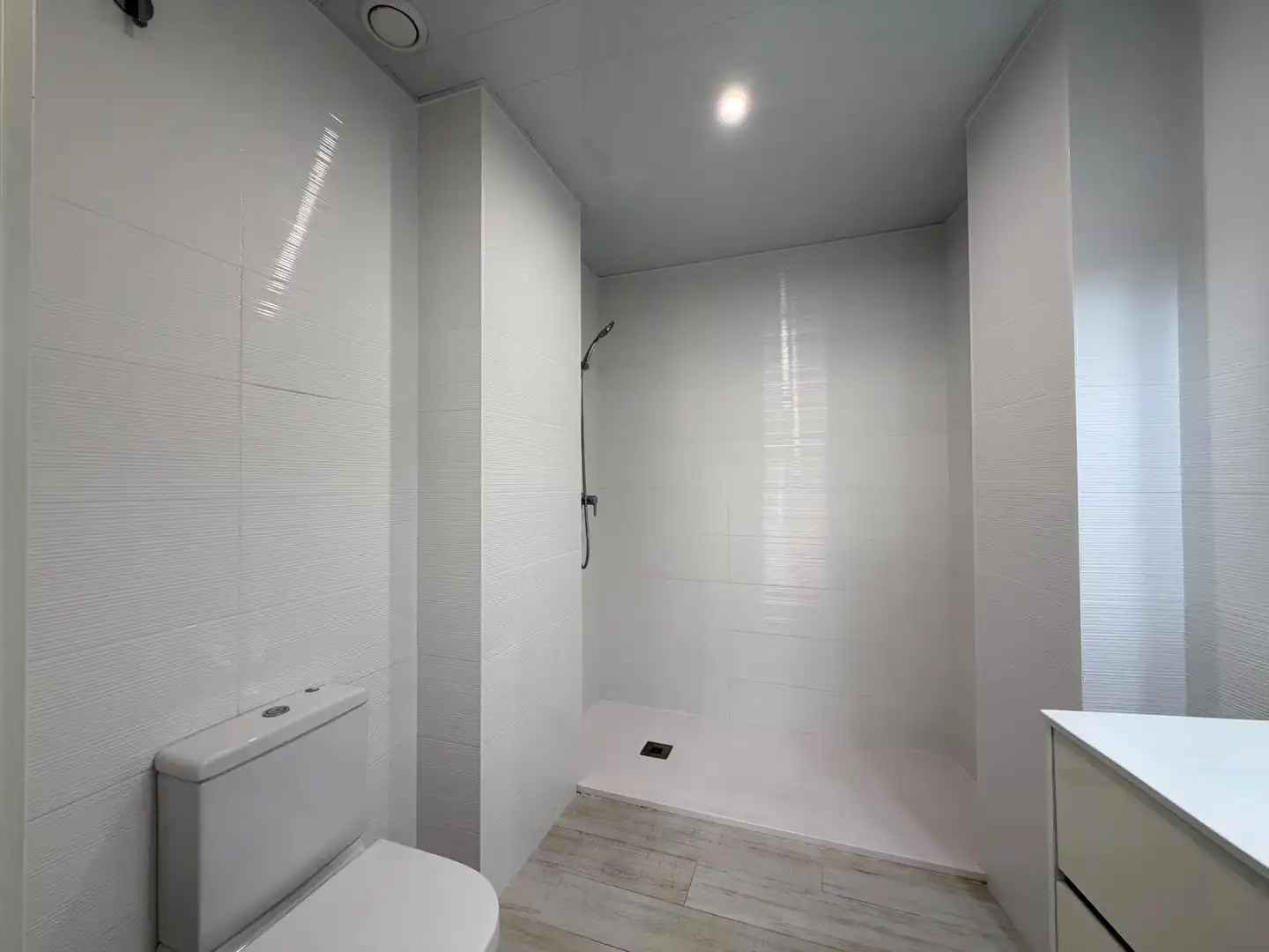 Baño de Piso en venta en Can Tintorer - Can Tries