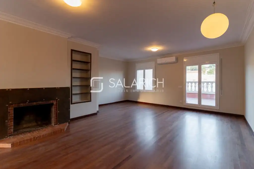 Piso de alquiler en BALMES, El Putget i el Farró