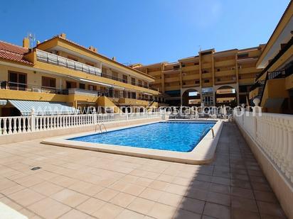 Vista exterior de Apartament en venda en Torrevieja amb Calefacció, Moblat i Forn