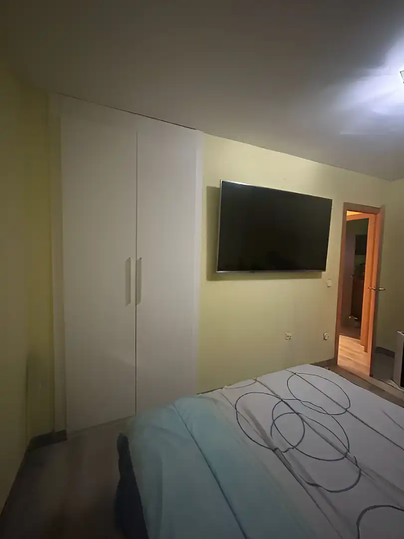 Schlafzimmer von Wohnung zum Verkauf in Vitoria - Gasteiz mit Heizung, Parkett und Abstellraum