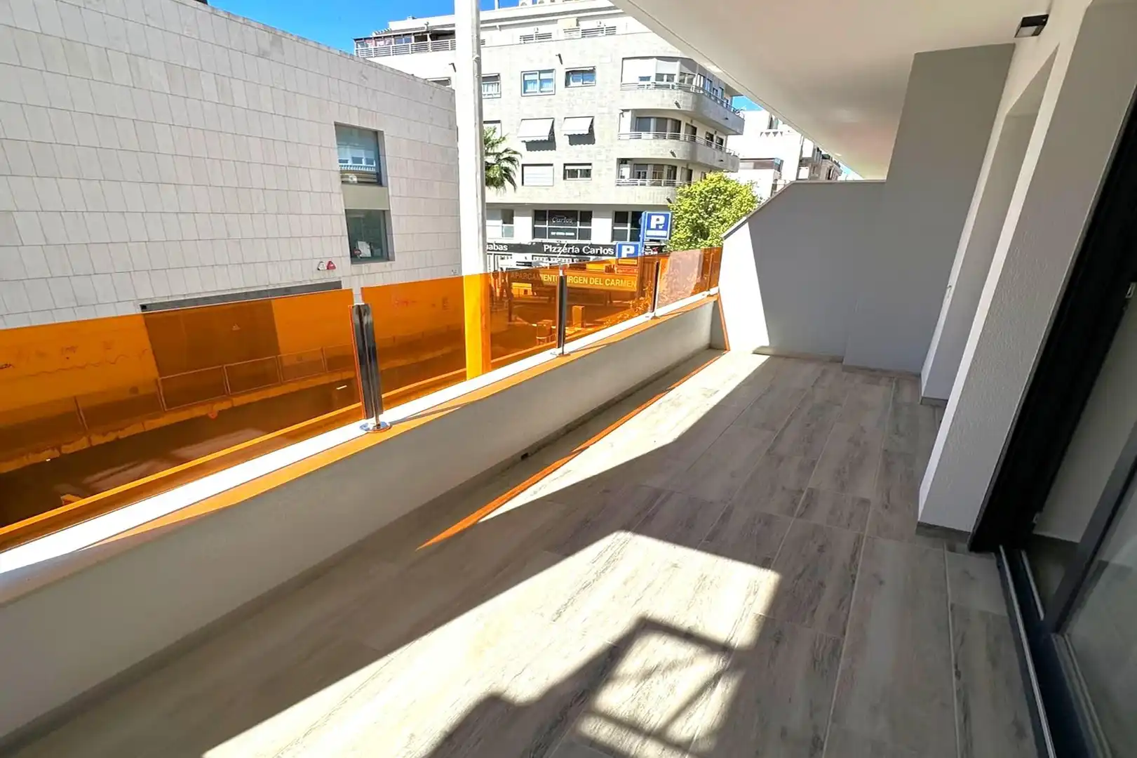 Apartamento con terraza en venta en Calle RAMON GALLUD 139, imagen 6