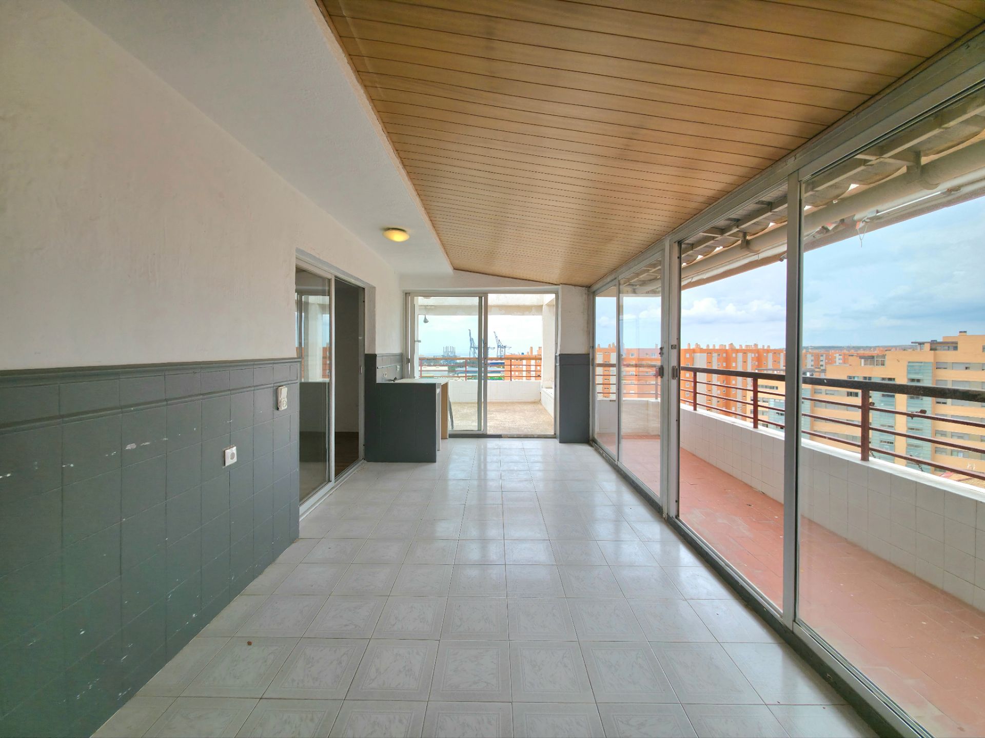 Terraza de Ático en venta en Alicante / Alacant con Aire acondicionado, Terraza y Horno